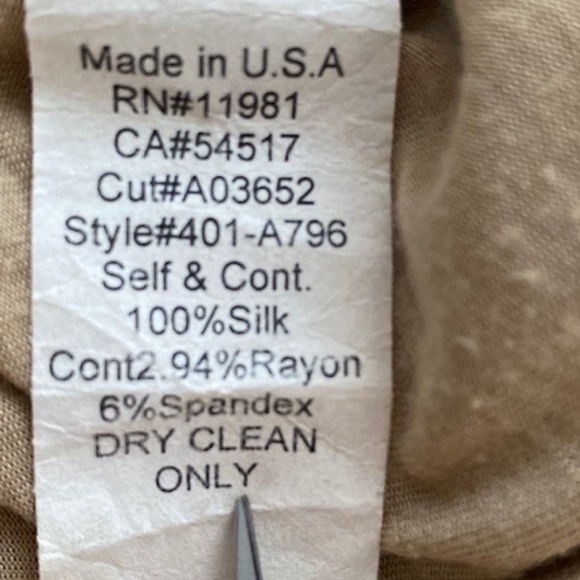 Bailey 44 Silk Wrap Style Sleeveless Blouse Floral Print Size Small - Picture 9 of 12